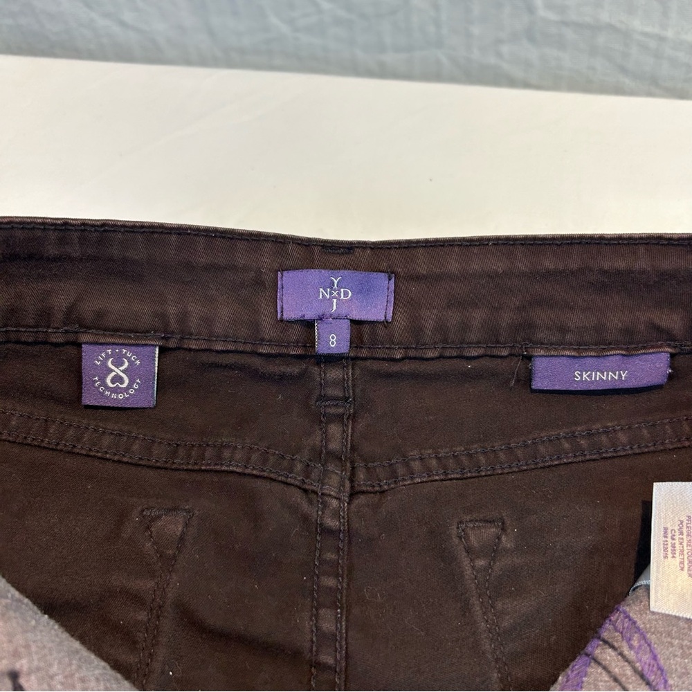 NYDJ Sz 8 AMI Skinny Jeans in Chocolate Brown - Picture 4 of 14